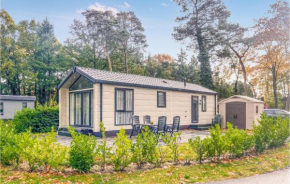 2 Bedroom Lovely StaCaravan In Harderwijk